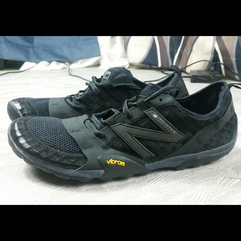 New Balance minimus trail running shoes MT10SB